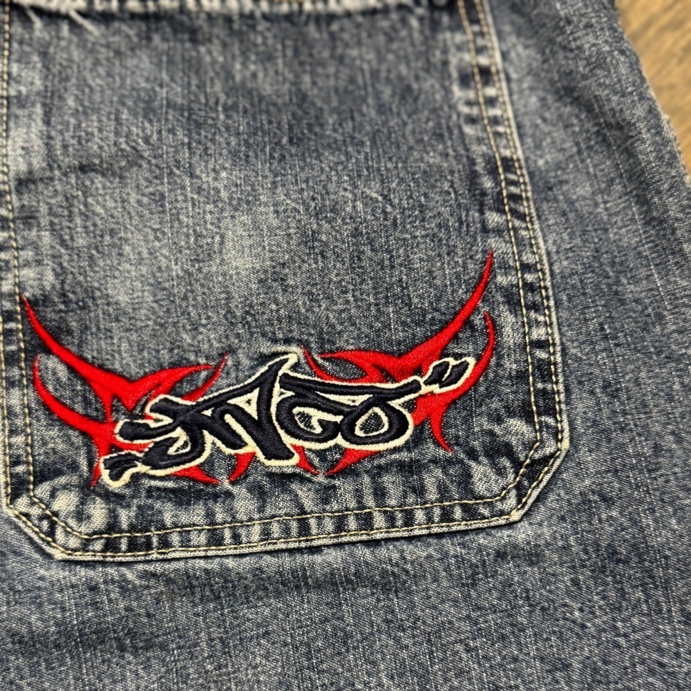 VINTAGE JNCO Men's Blue Jeans skater Pants with Embroidered Detail 40x32 - Picture 3 of 6